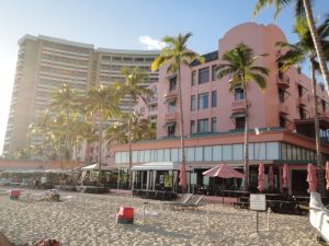 Pink Palace am Waikiki Beach